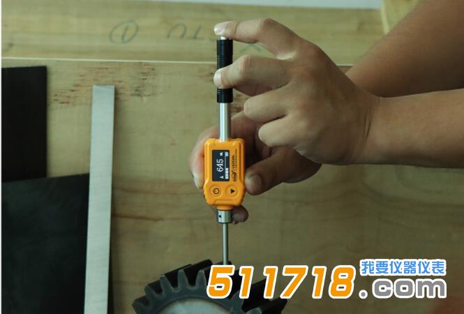 硬度計.jpg 硬度計.jpg